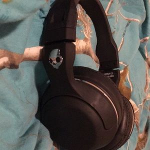 Bluetooth headphones